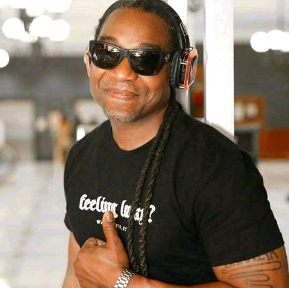 Meet your Posher, Robert